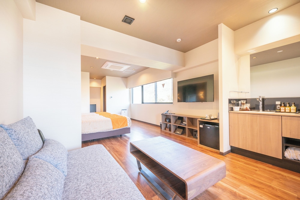 Modern Japanese style room with open-air bath Non-smoking - Photo 2