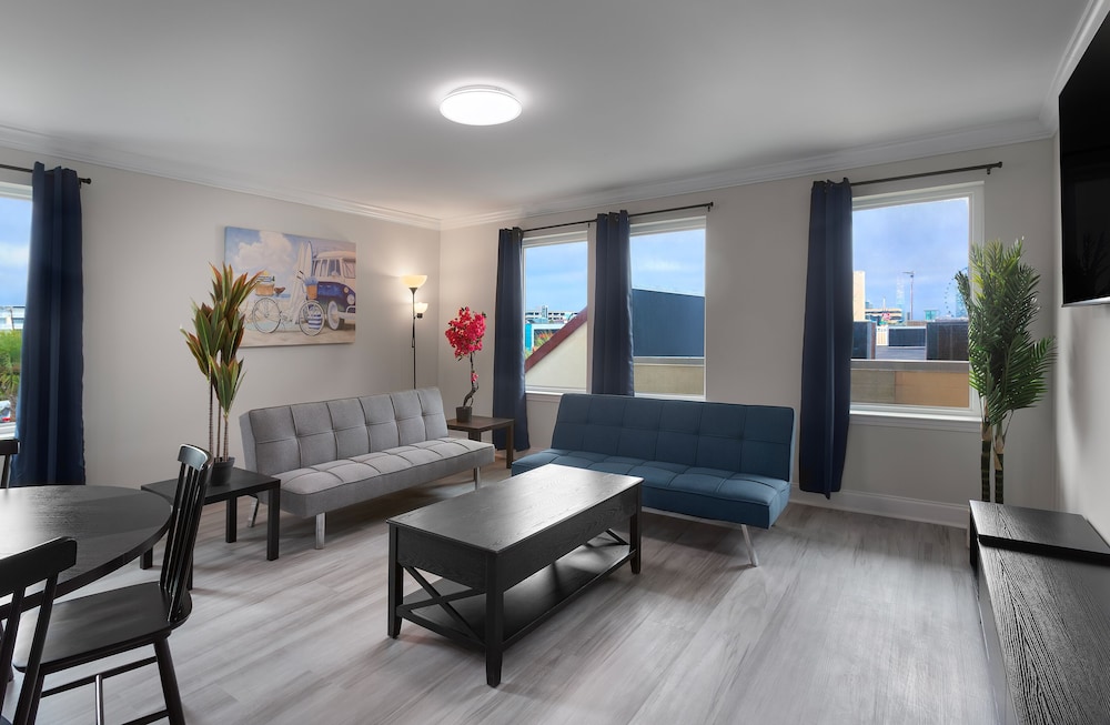 Condo, 1 Bedroom, City View
