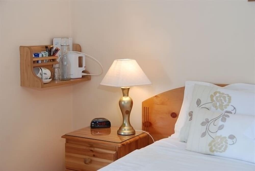 Room, Multiple Beds, Ensuite photo 2