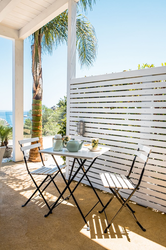 Superior Double Room, Terrace, Sea View photo 3