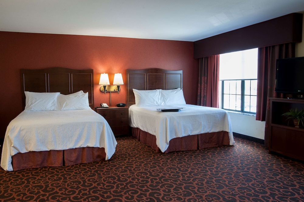 Two queens studio suite
