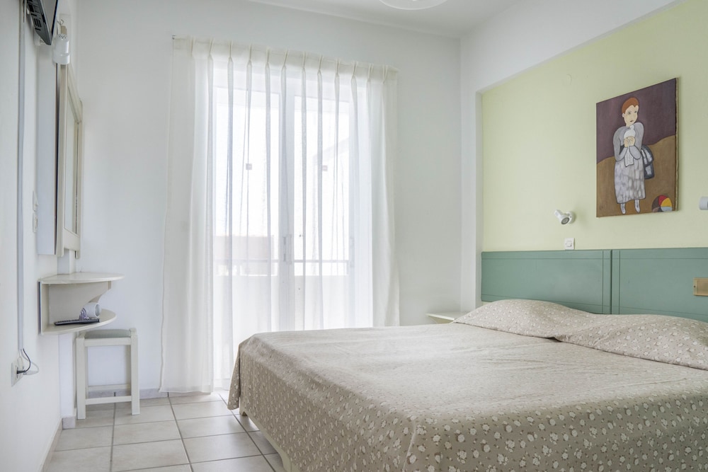 Basic Quadruple Room