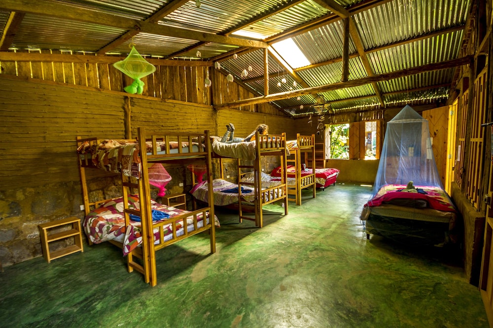 Standard Shared Dormitory, 1 Bedroom, Garden View