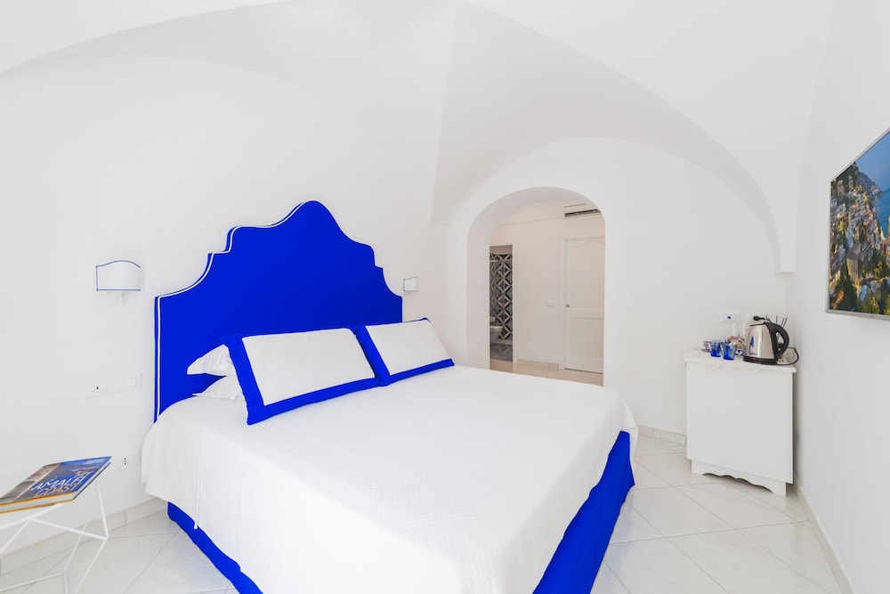 Basic Room, Private Bathroom