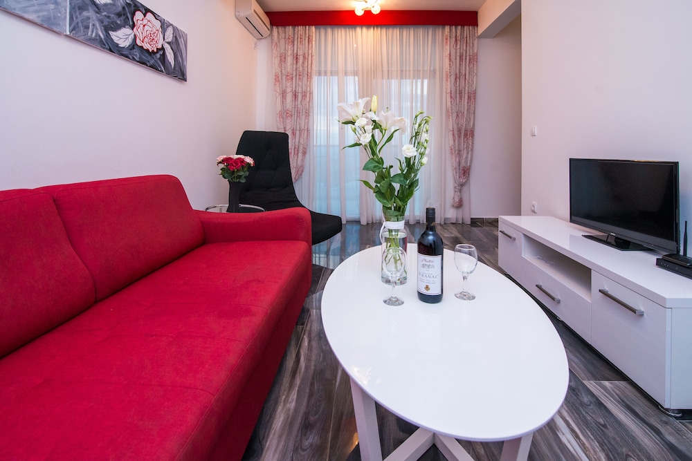 Premium Apartment (AP18)