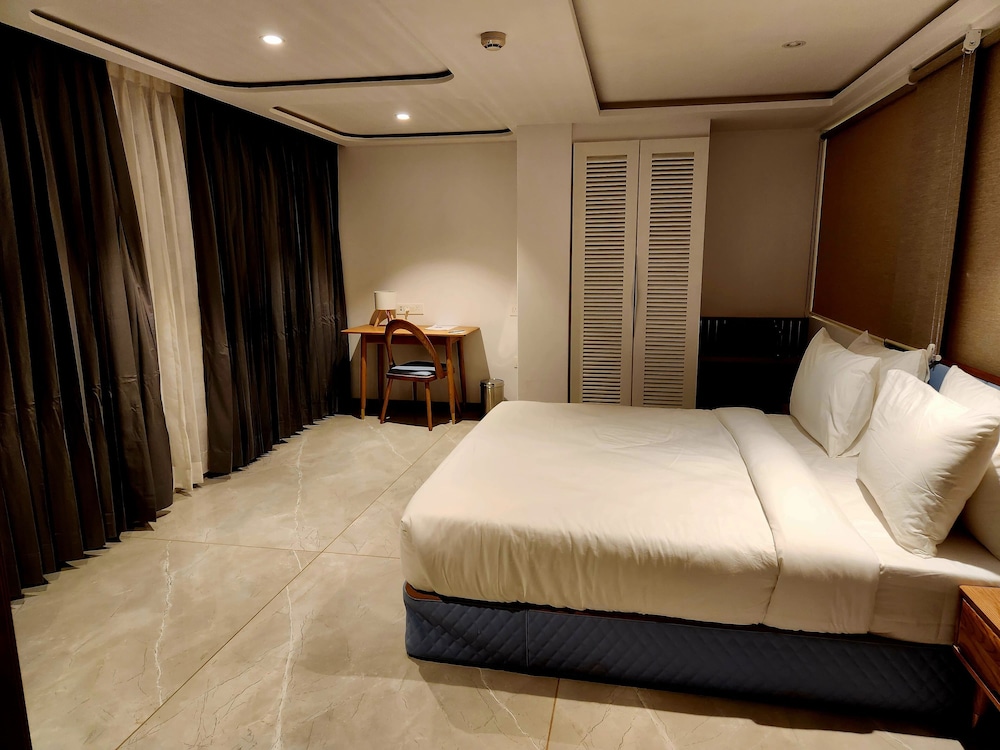 Sea View King Premium Suite Room