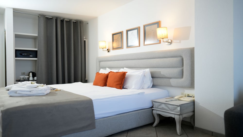 Superior Room - Photo 6
