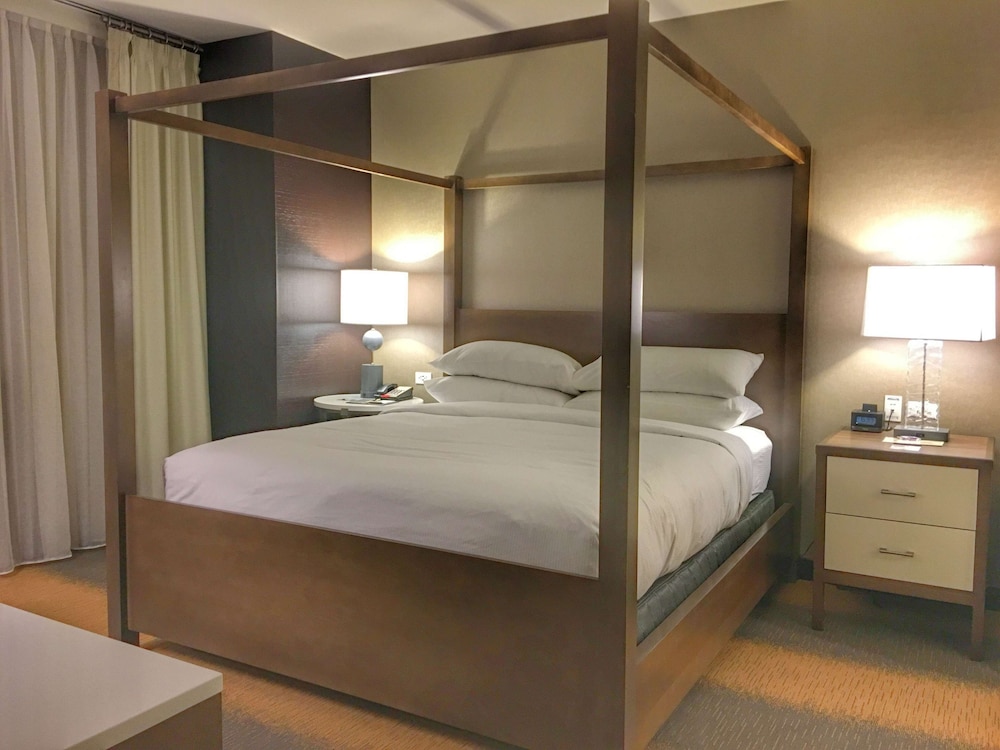 King, Suite photo 2