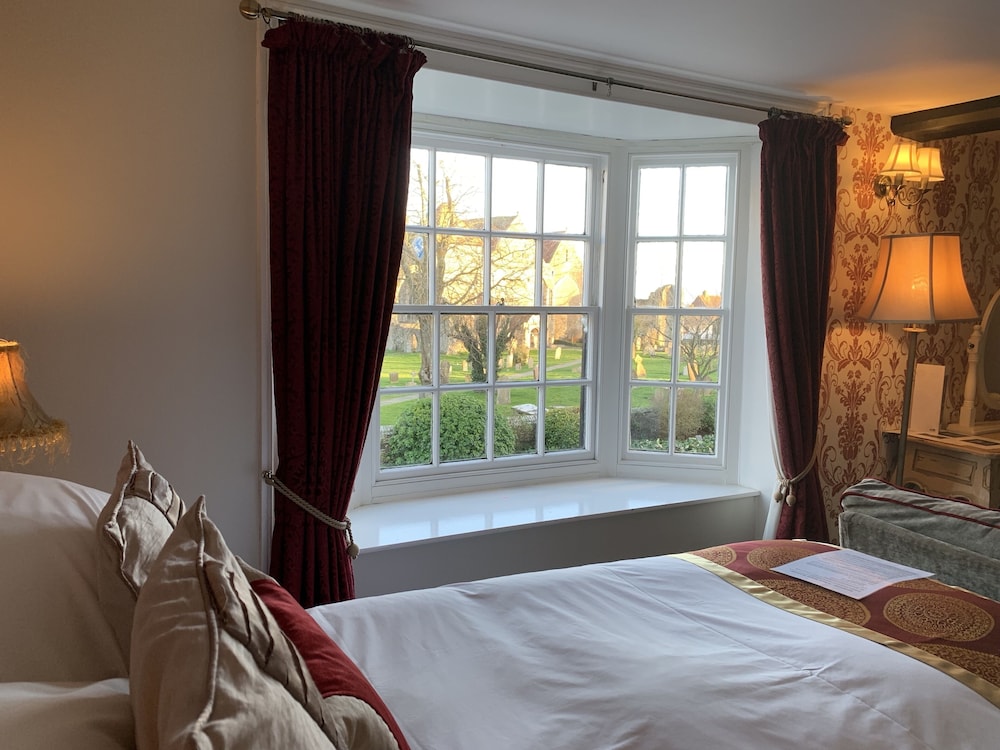 Superior Double Room, Ensuite - Photo 4