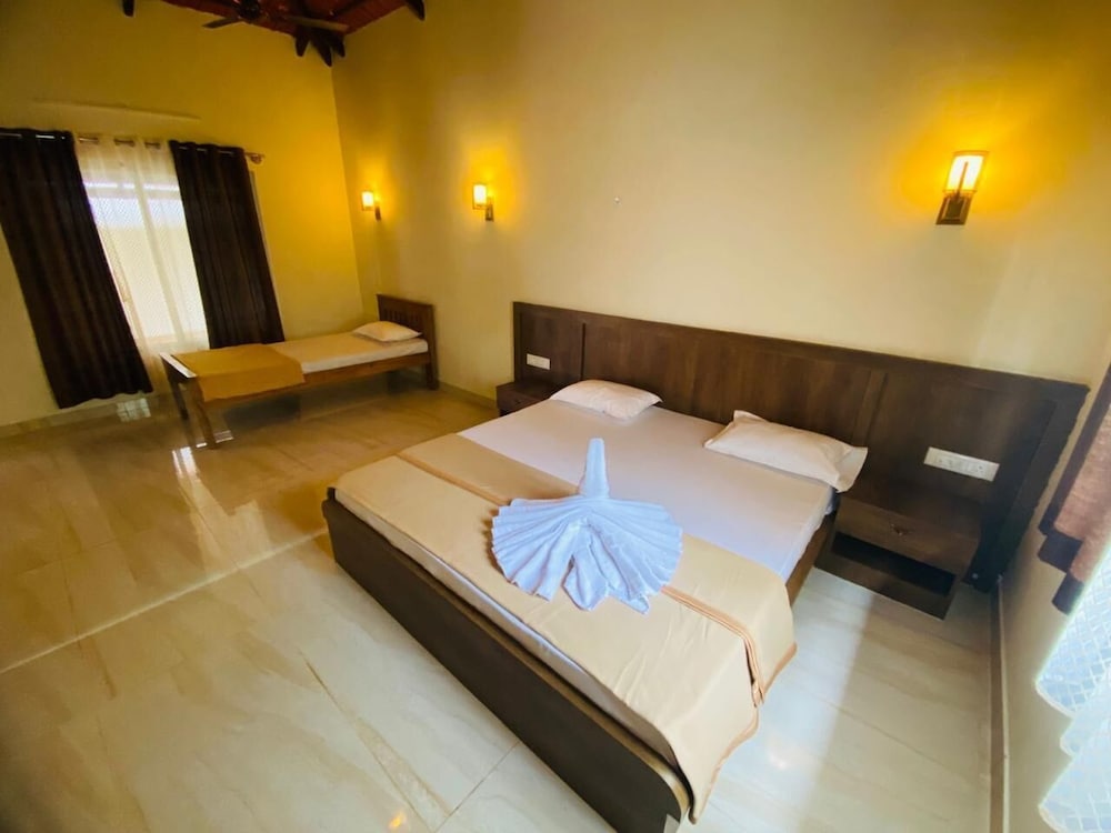 Honeymoon Room, Garden View photo 1
