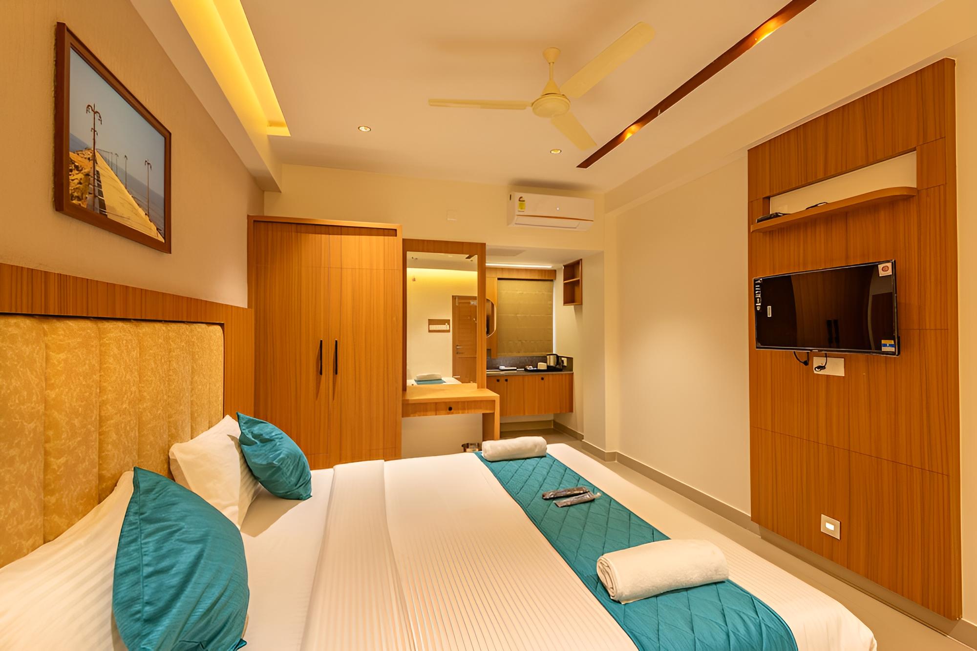 Deluxe Room - Photo 6