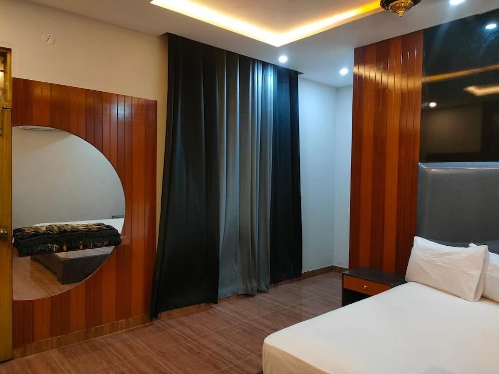 Deluxe Double Room photo 2
