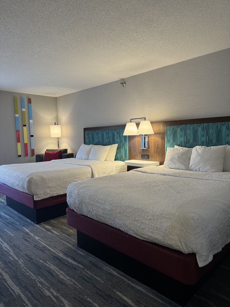 Room, 2 Queen Beds, Accessible, Bathtub (Mobility & Hearing) - Photo 1