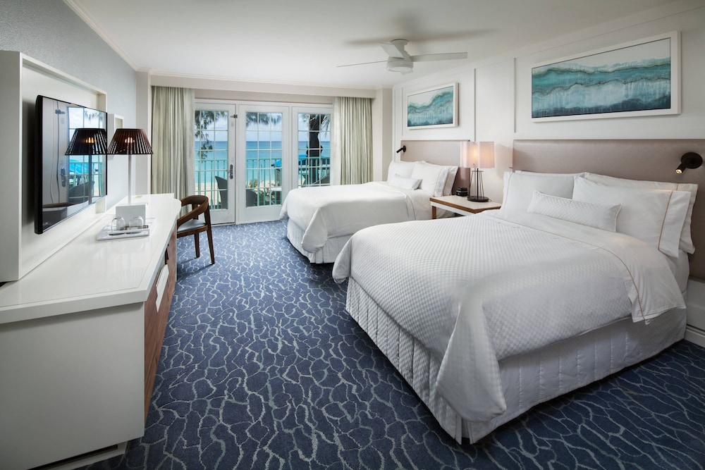Room, 2 Double Beds, Pool View - Photo 4