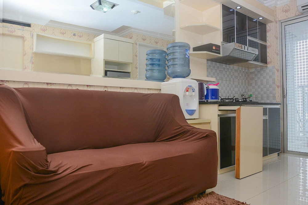 Room - Photo 10