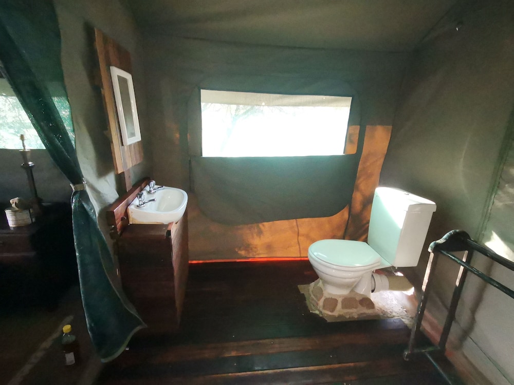 Family Tent photo 2
