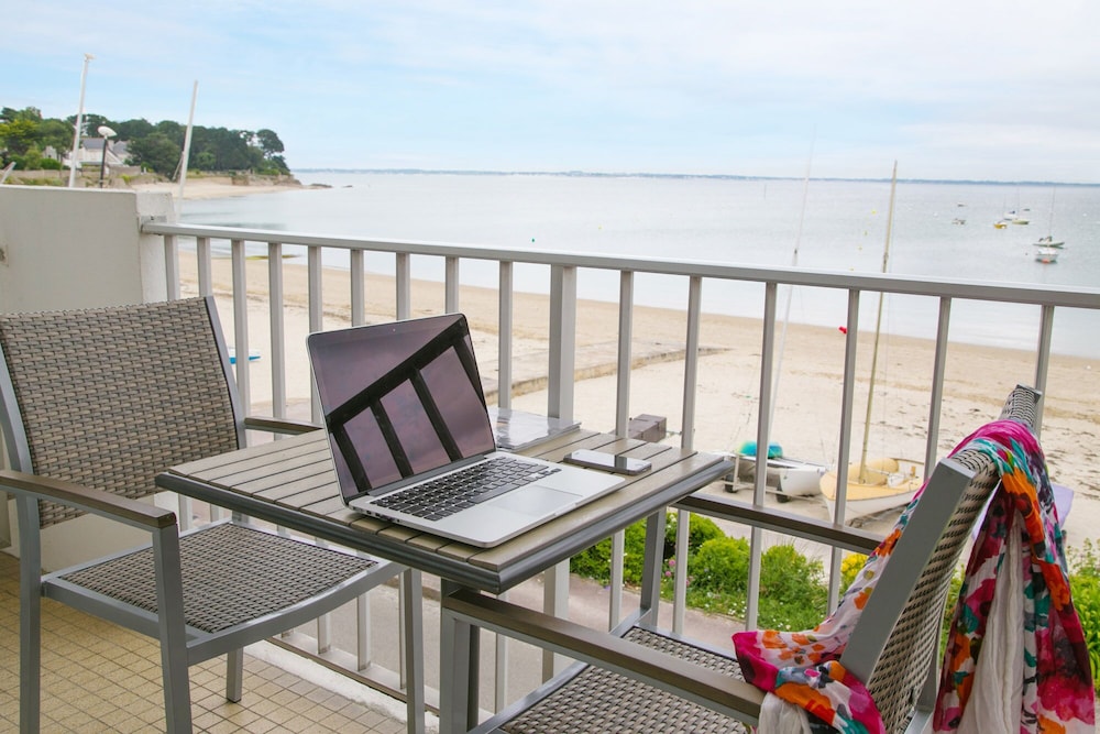 Panoramic Double Room, Sea Facing photo 2