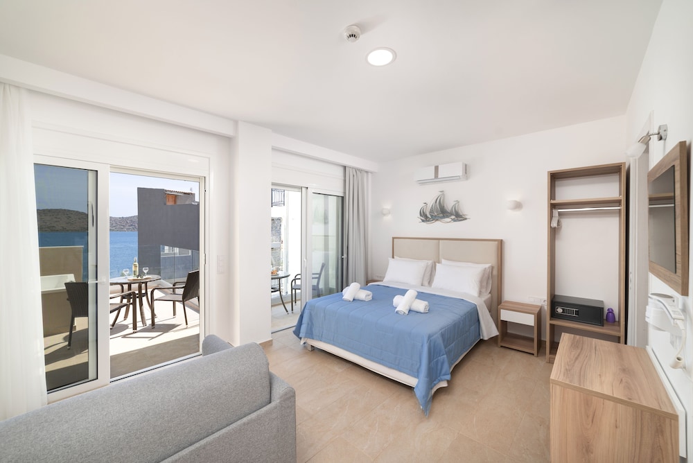 Junior Suite, Jetted Tub, Sea View