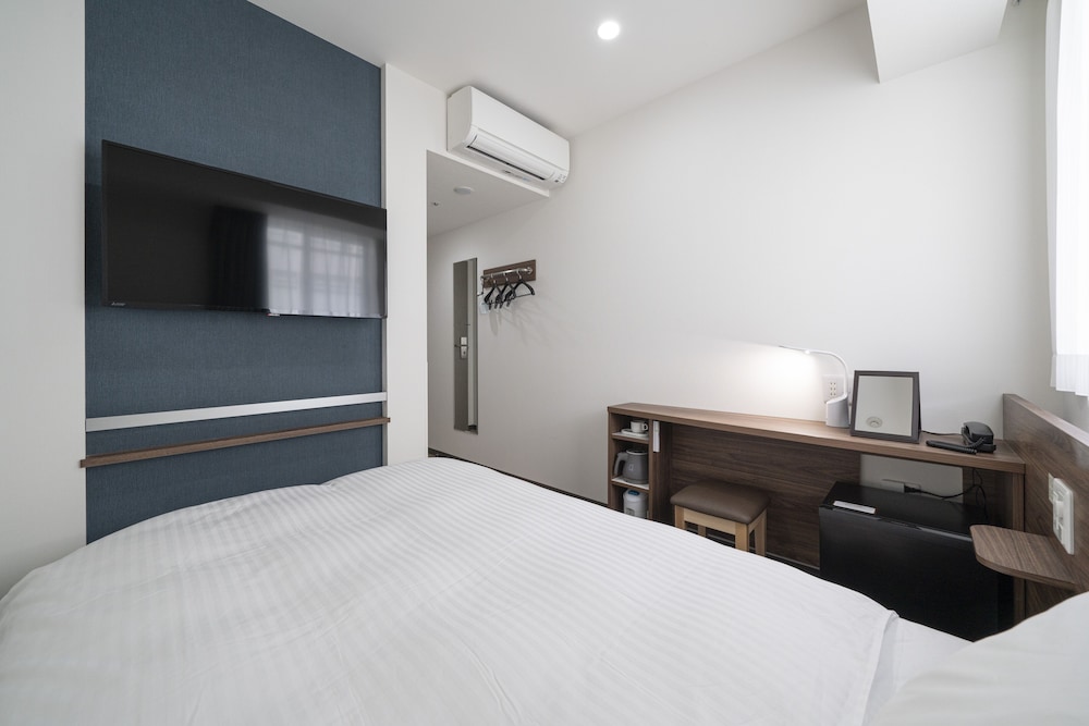 Basic Single Room, Smoking - Photo 4
