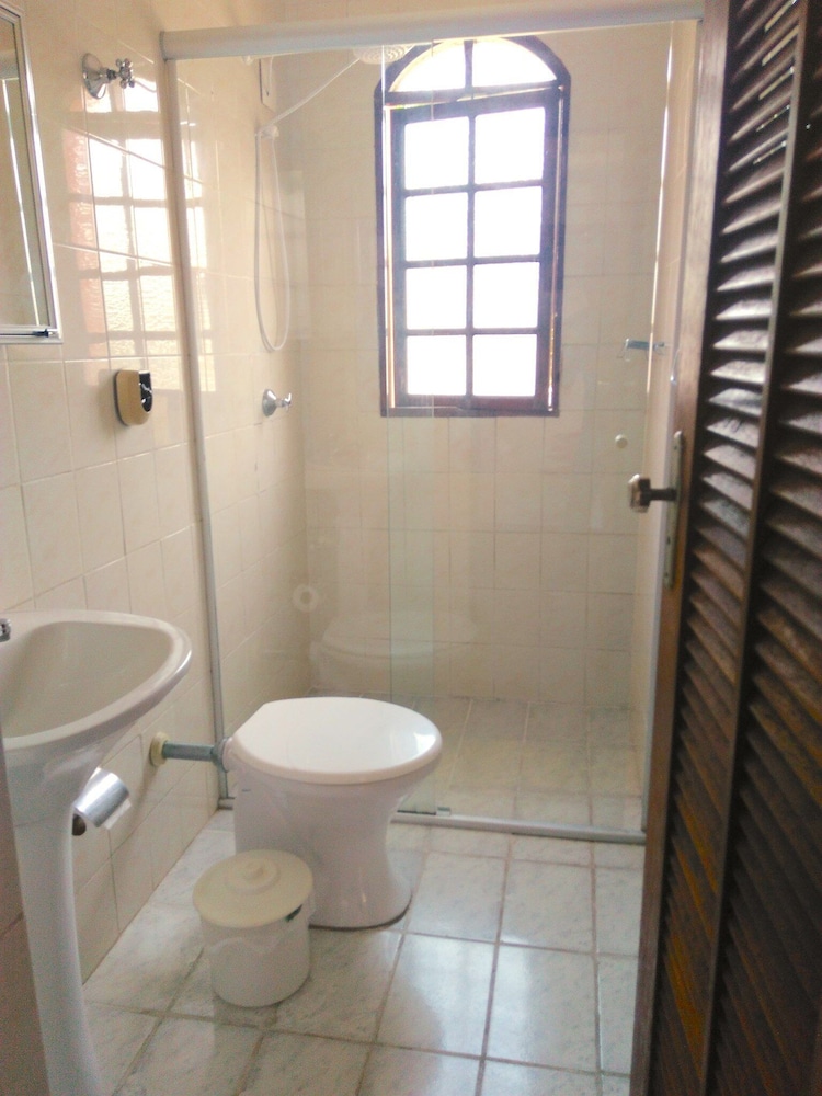 Family Room - Photo 12