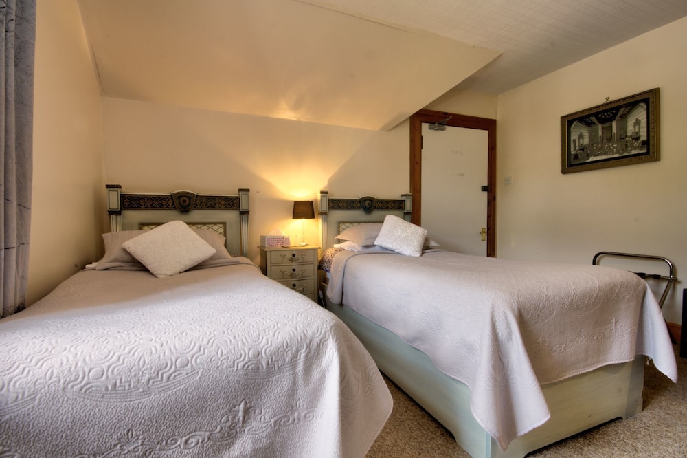 Standard Twin Room, 2 Twin Beds, Garden View photo 1