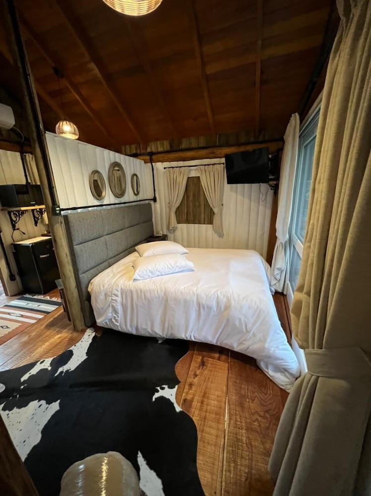 Deluxe Cabin photo 1
