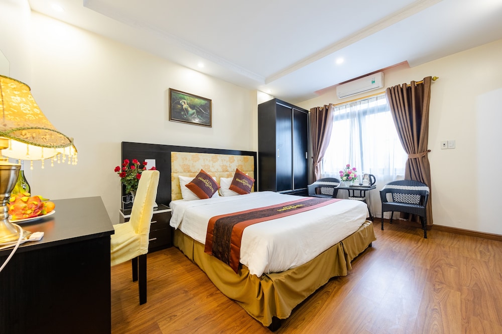 Economy Double or Twin Room, City View photo 3