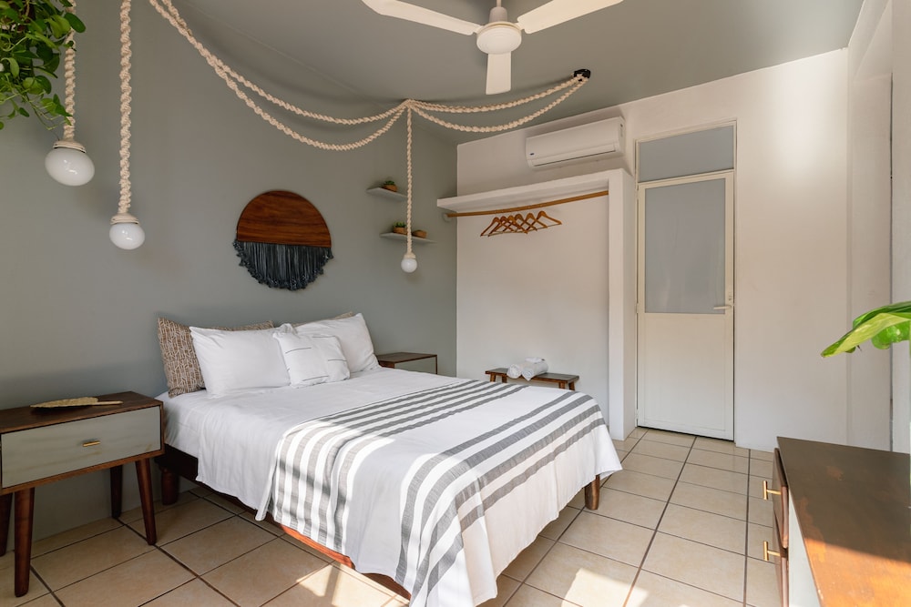 Basic Double Room, 1 Double Bed photo 3