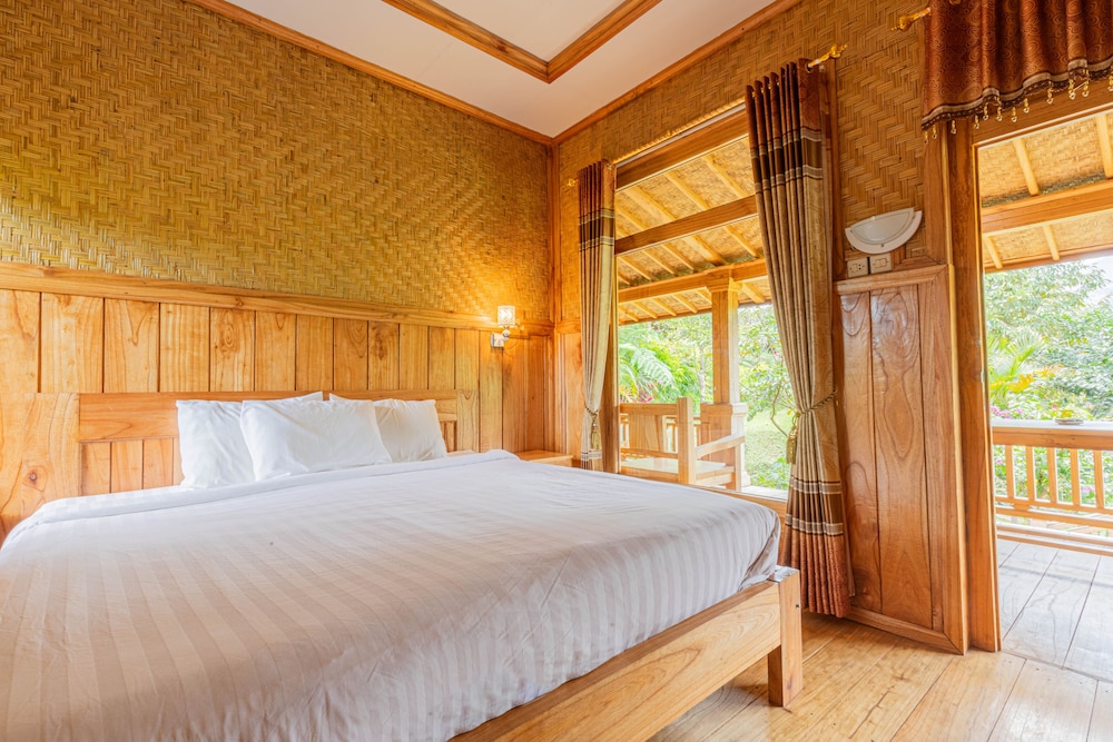 Deluxe Double Room, Garden View photo 3