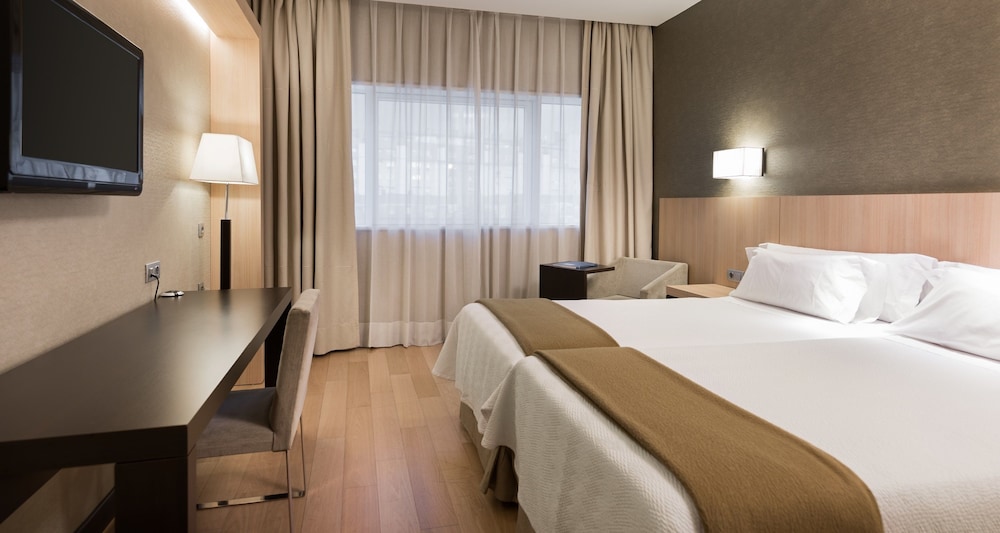 Superior Room (Extra Bed 3 Adults) - Photo 4