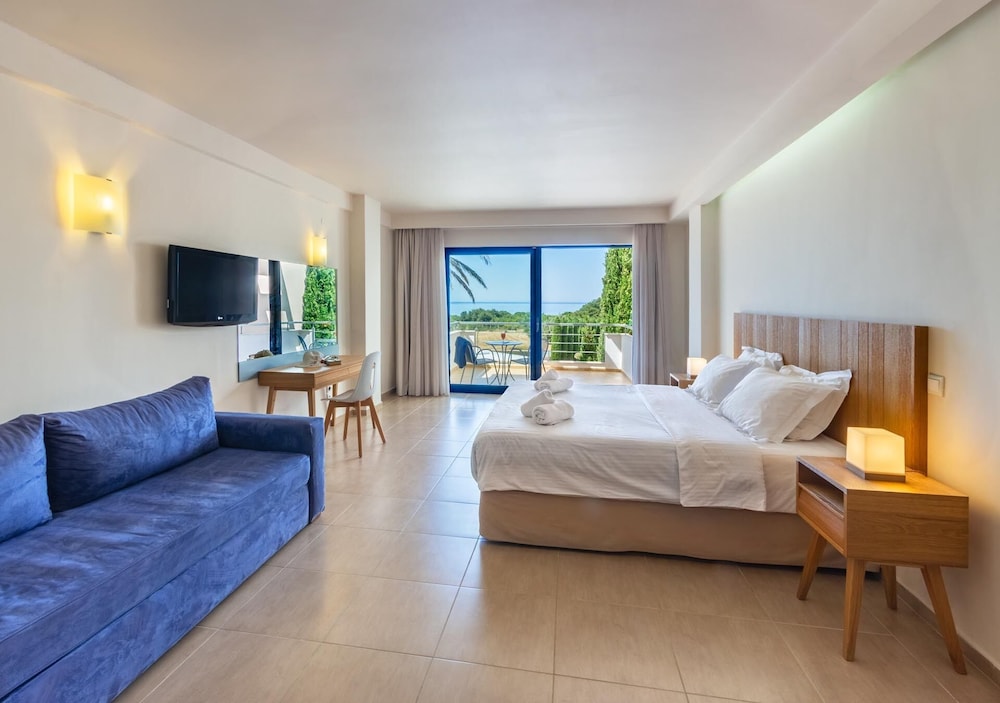 Deluxe Double Room, Sea View photo 1