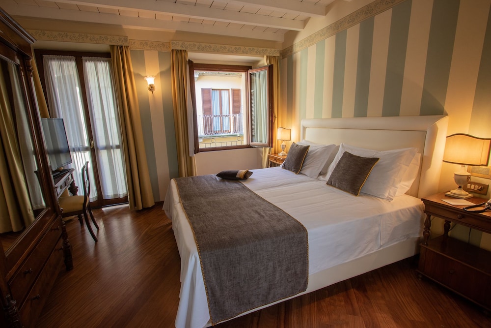 Deluxe Double Room, 1 Bedroom - Photo 1