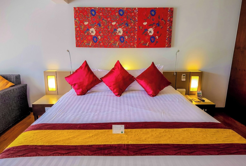 Premium Deluxe Room - Photo 7