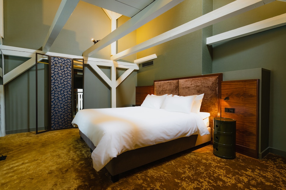 Executive Loft