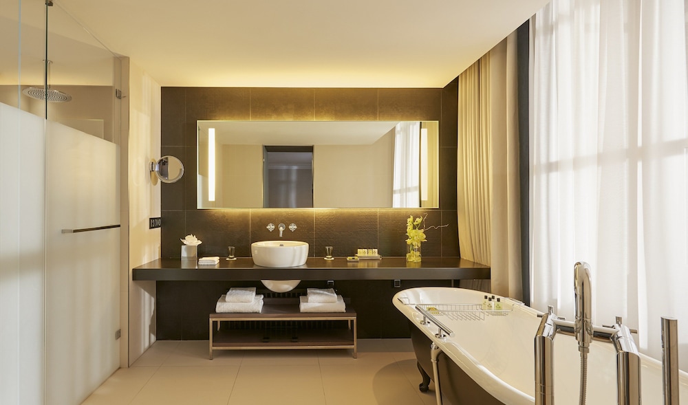 Junior Suite, 1 King Bed, Terrace, Harbor View - Photo 5