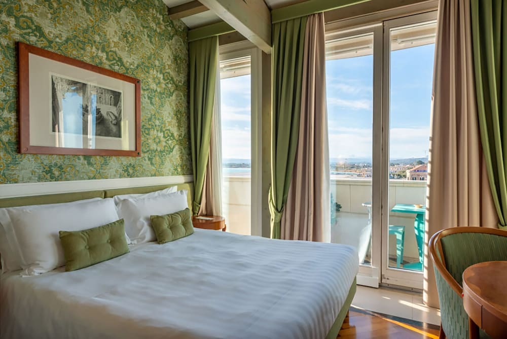 Classic Room (Small) - Photo 5