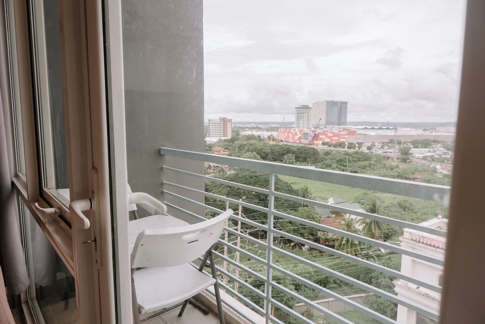 Condo, 1 Bedroom, Balcony, City View