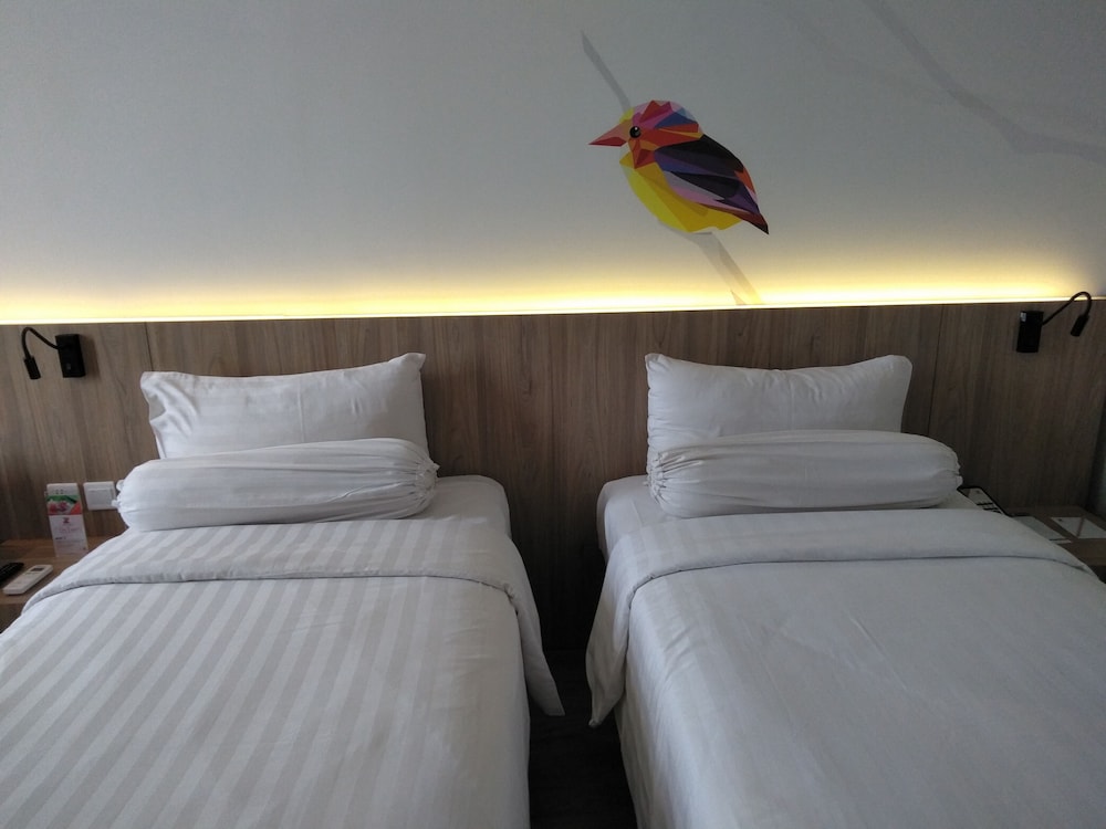 Superior Twin Room, 2 Twin Beds photo 2
