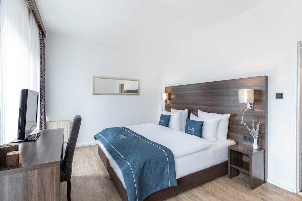 Standard Triple Room - Photo 1