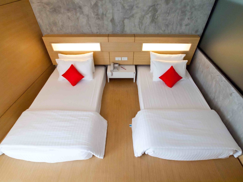 Standard Twin Room (XS) - Photo 2