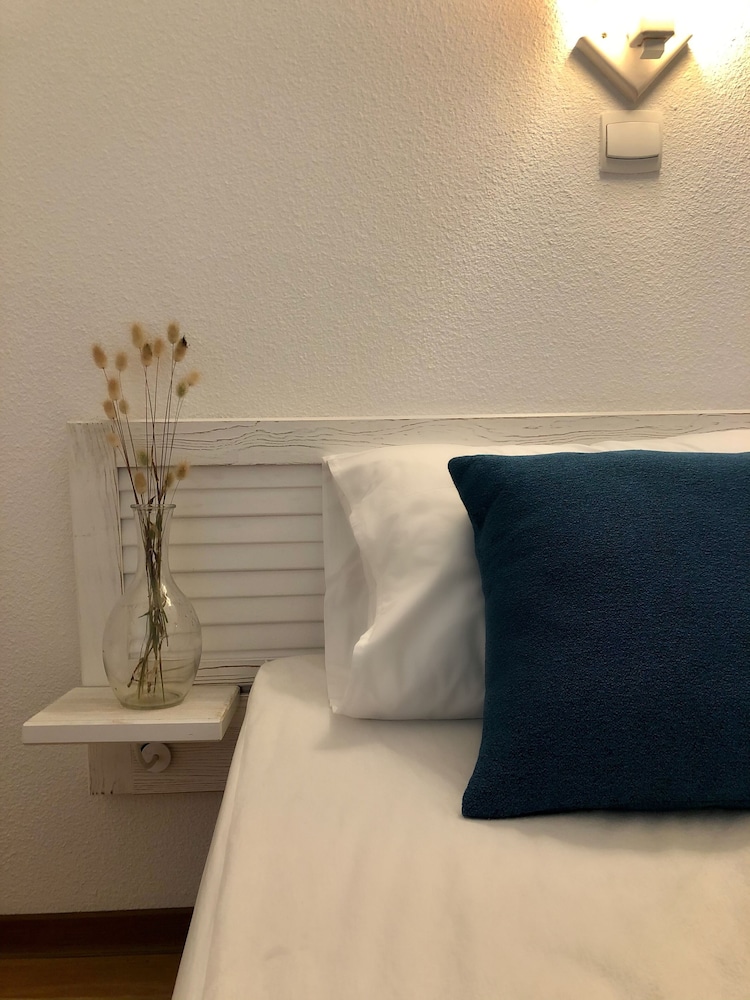 Apartment, 2 Bedrooms - Photo 8