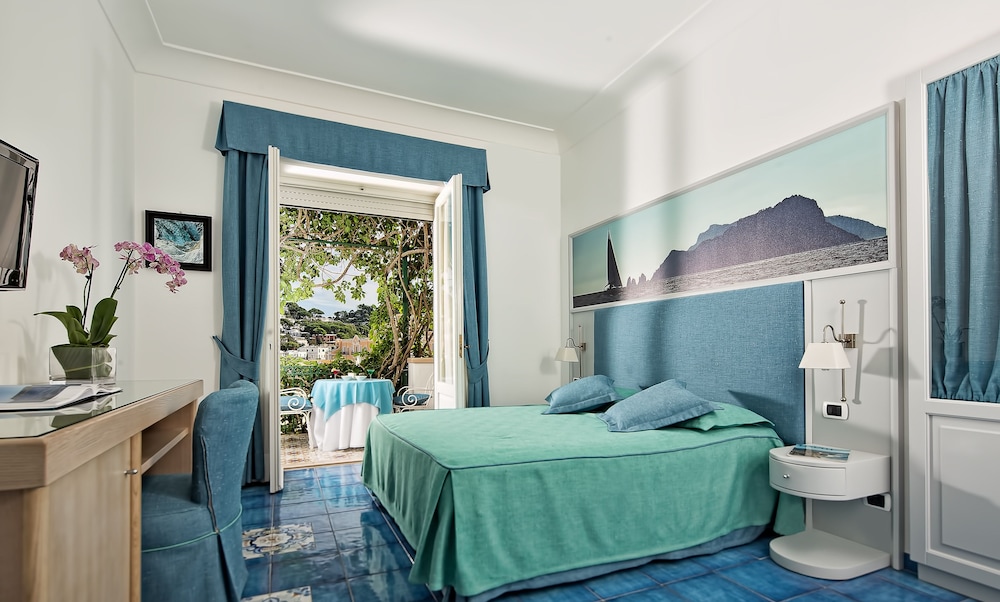 Deluxe Double Room - Photo 5