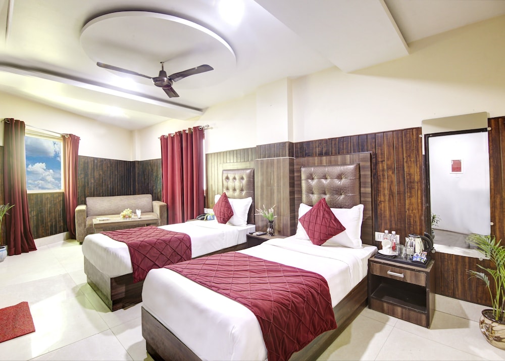 Business Twin Room
