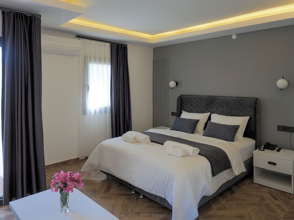 Deluxe Room, 1 Double Bed with Sofa bed