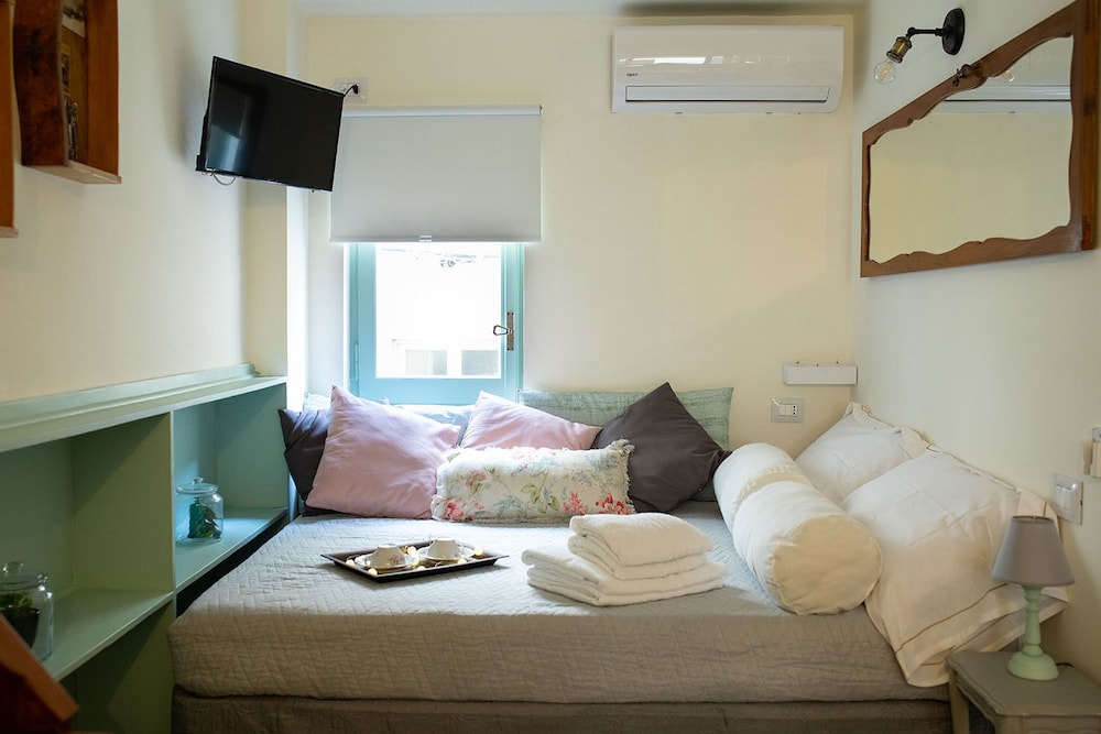 Apartment photo 3