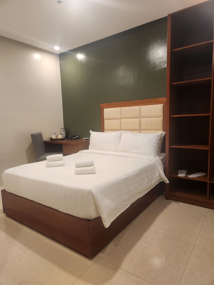 Senior Double Room - Photo 3