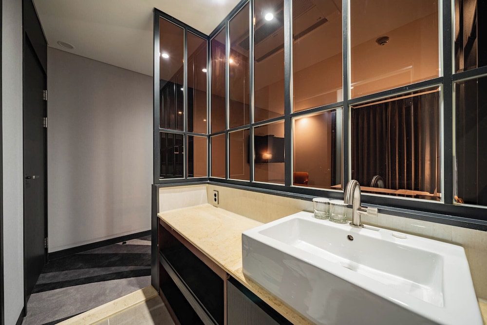 Premium Double Room photo 3
