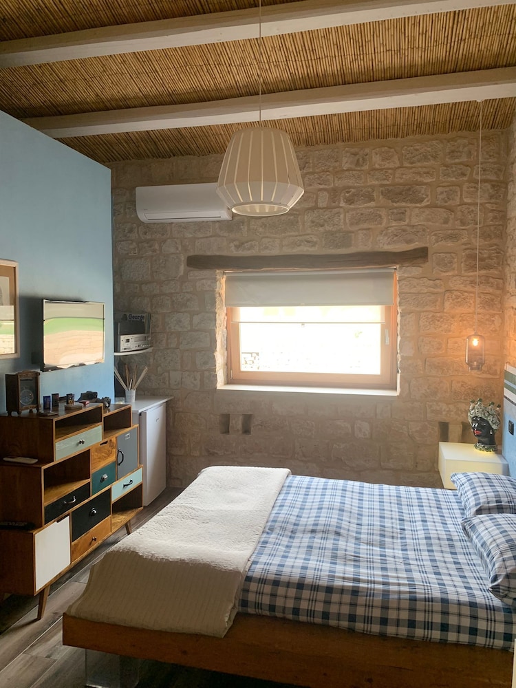 Deluxe Room, 1 Double Bed, Garden View