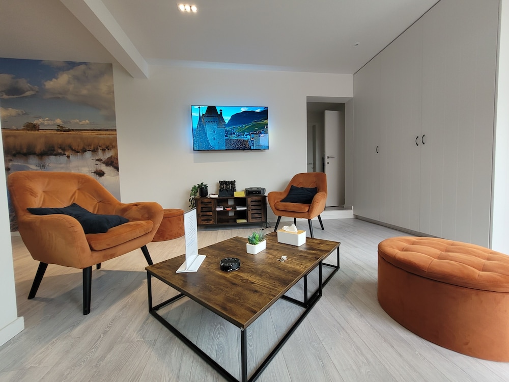 Comfort Apartment photo 1