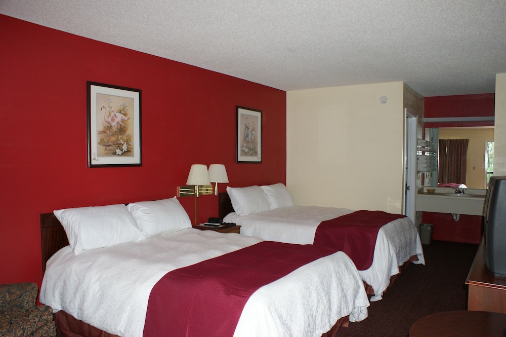 Double Queen Room, Non Smoking photo 1